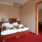 Otel Wellness Laroba 4*