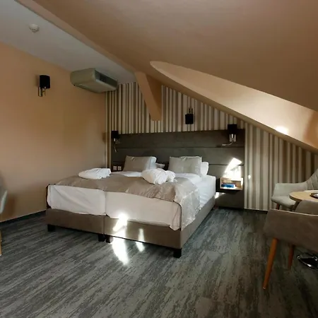 Hotel Wellness Laroba 4*