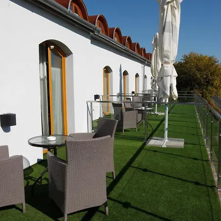 Wellness Laroba Hotel Alsoors