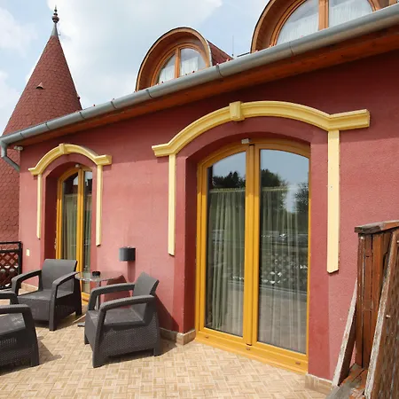 Wellness Laroba 4* Alsóörs