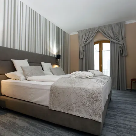 Wellness Laroba Hotel Alsóörs