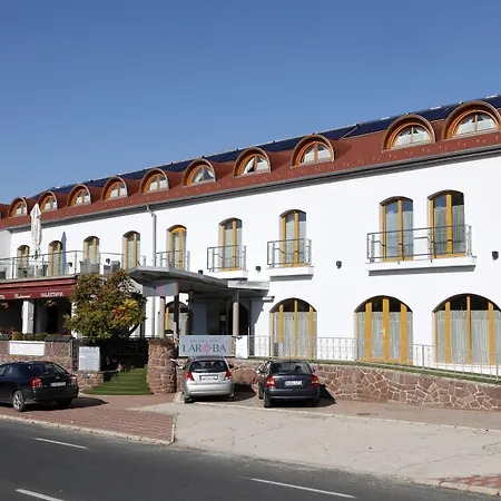 Hotel Wellness Laroba Alsóörs