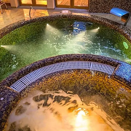 Hotel Wellness Laroba Alsoors
