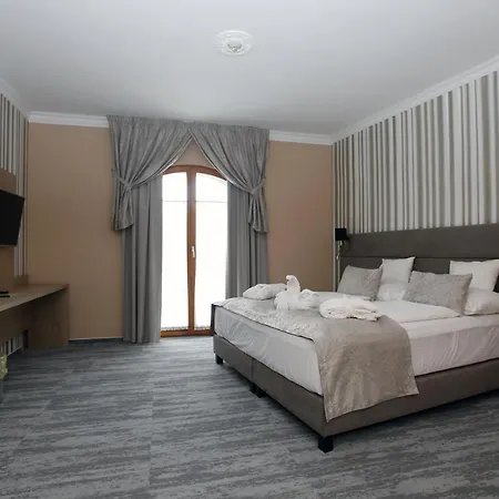 Wellness Laroba Hotel Alsóörs