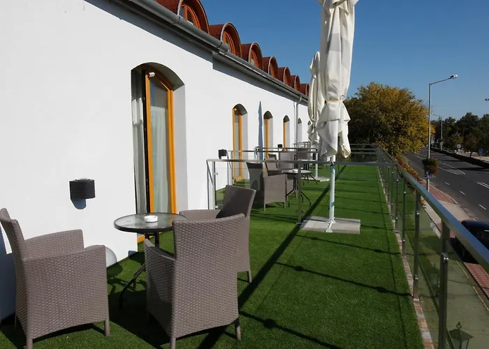 Wellness Laroba Szálloda Alsóörs