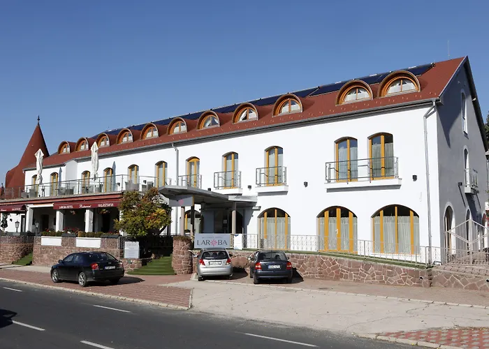 Szálloda Wellness Laroba Alsóörs