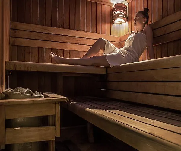 Szálloda Wellness Laroba Alsóörs